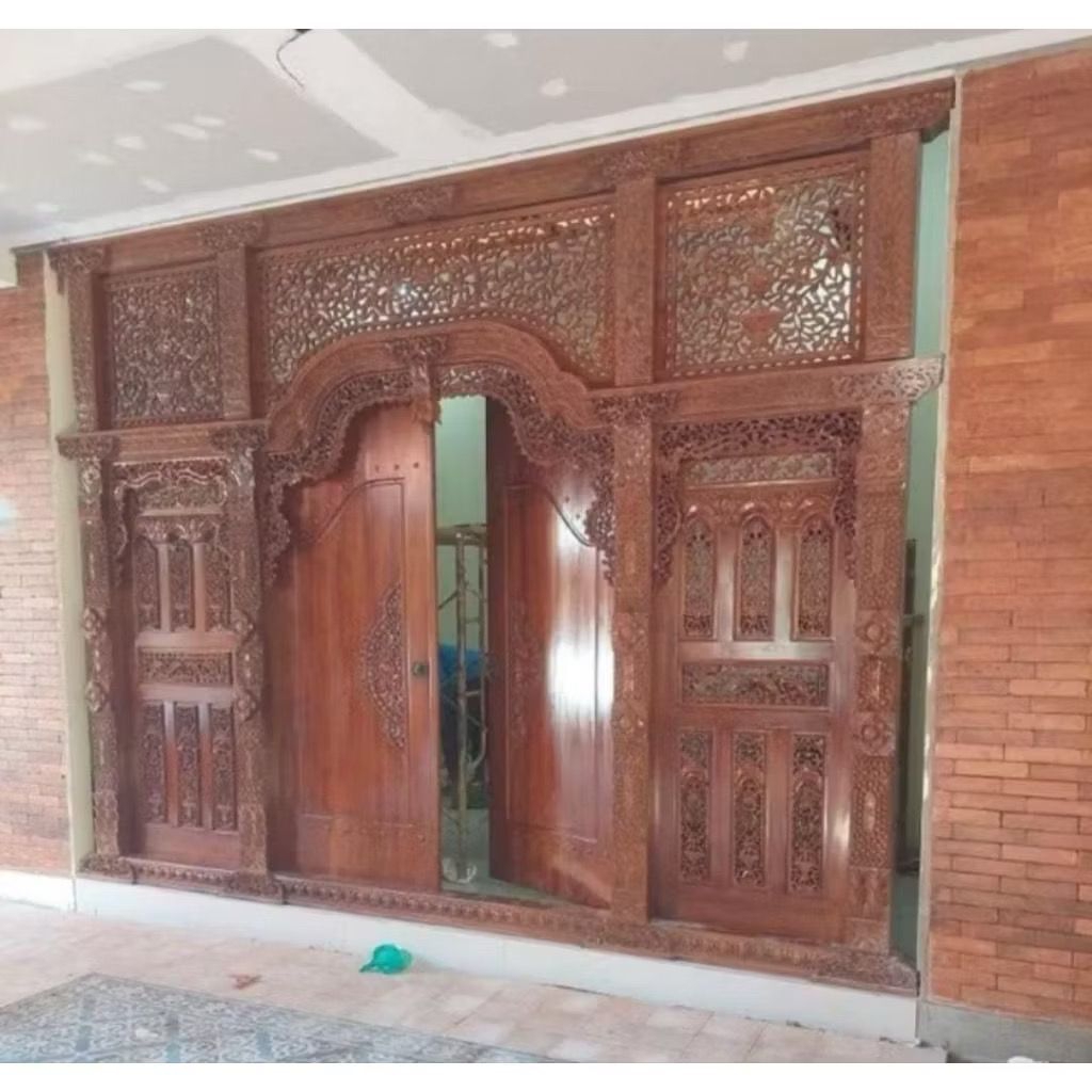 GEBYOK UKIR KAYU JATI JEPARA