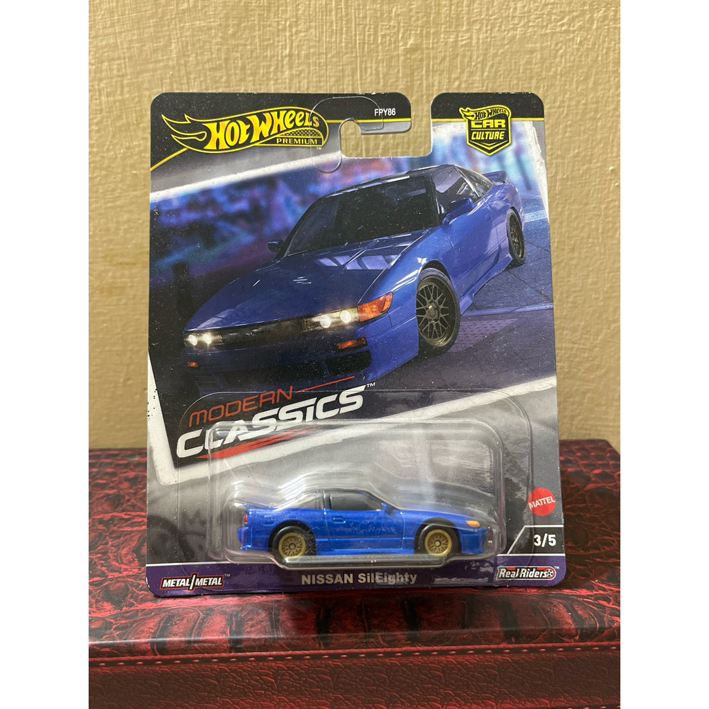 Hot Wheels Modern Classic Nissan SiIEighty