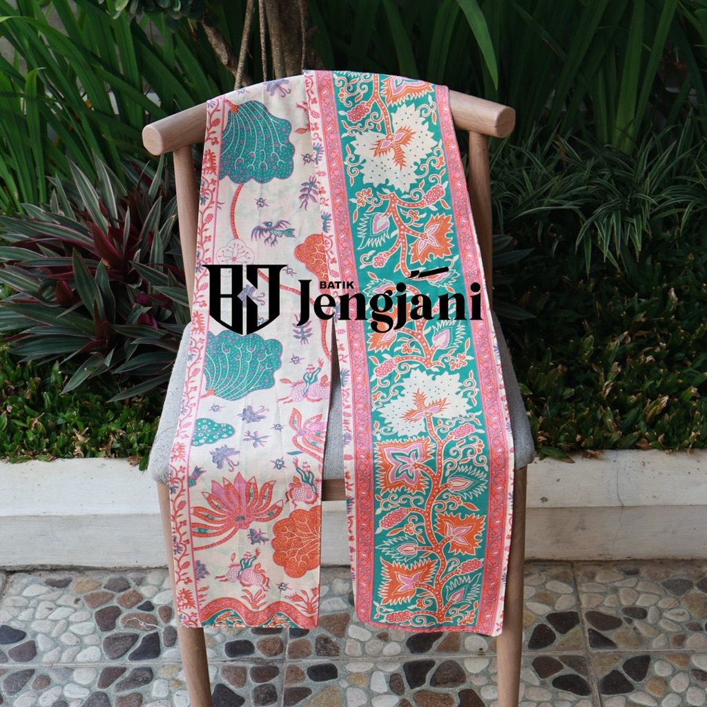 Selendang Batik Mahalini