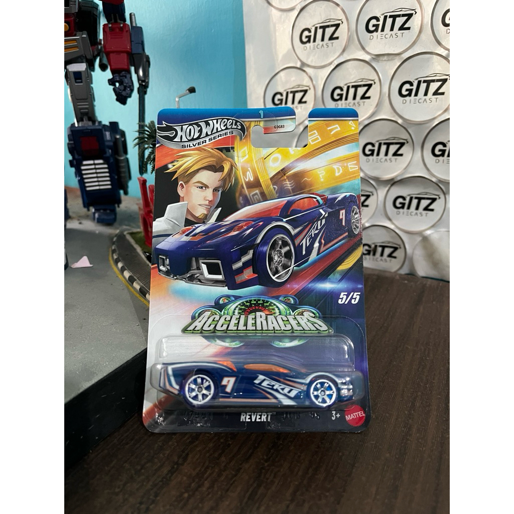 Hot Wheels Revert seri AcceleRacer - Regular Card