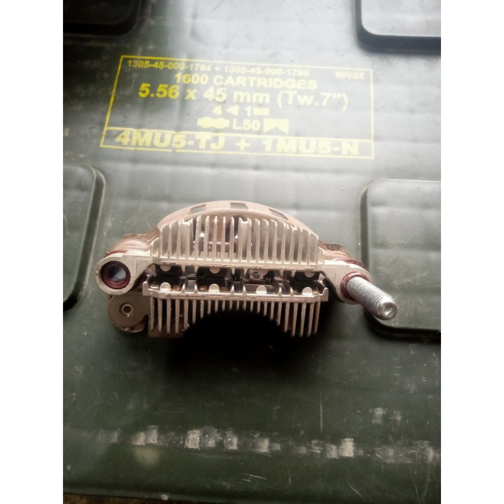 SILIKON RECTIFIER DIODE PS135 L300 ORI BARU