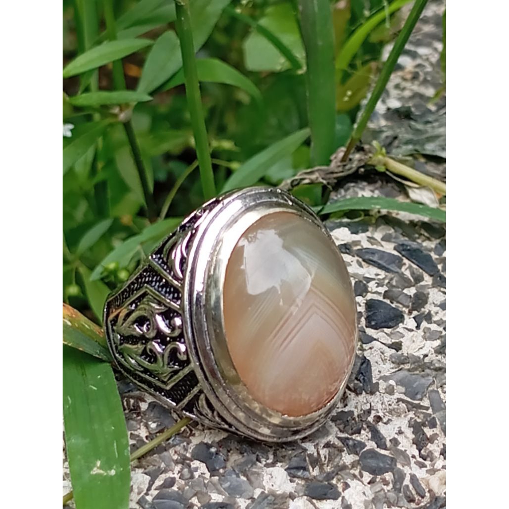 batu junder/batu junjung drajat/batu giok