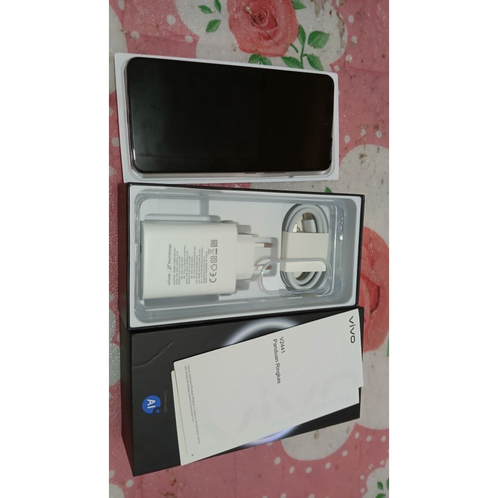 Vivo V50Lite 4G SECOND LIK NEW