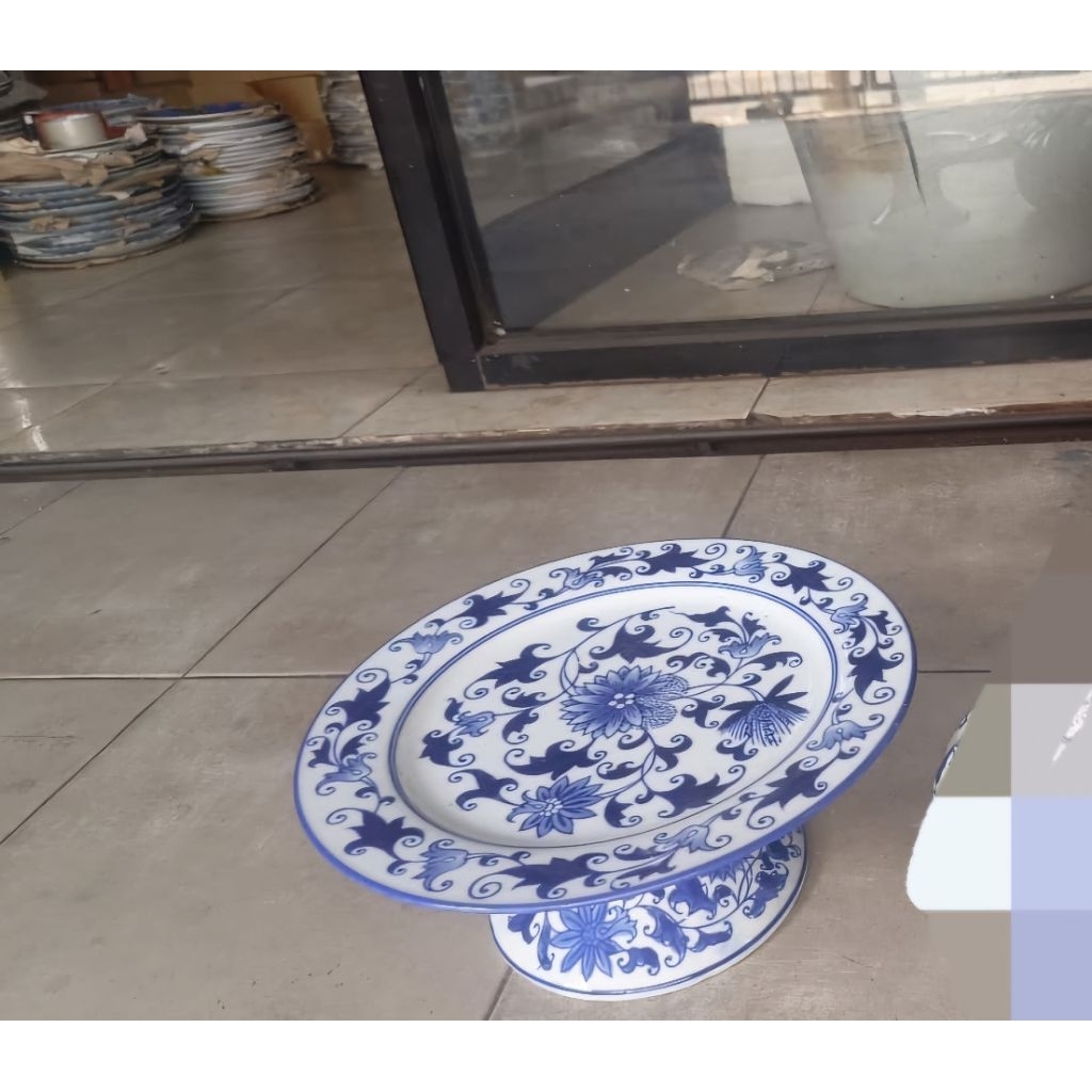 piring kaki tempat buah atau wadah saji biru nav/piring saji kue bolu atau puding/kue basah