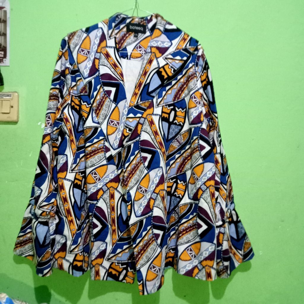 preloved blazer batik bateeq