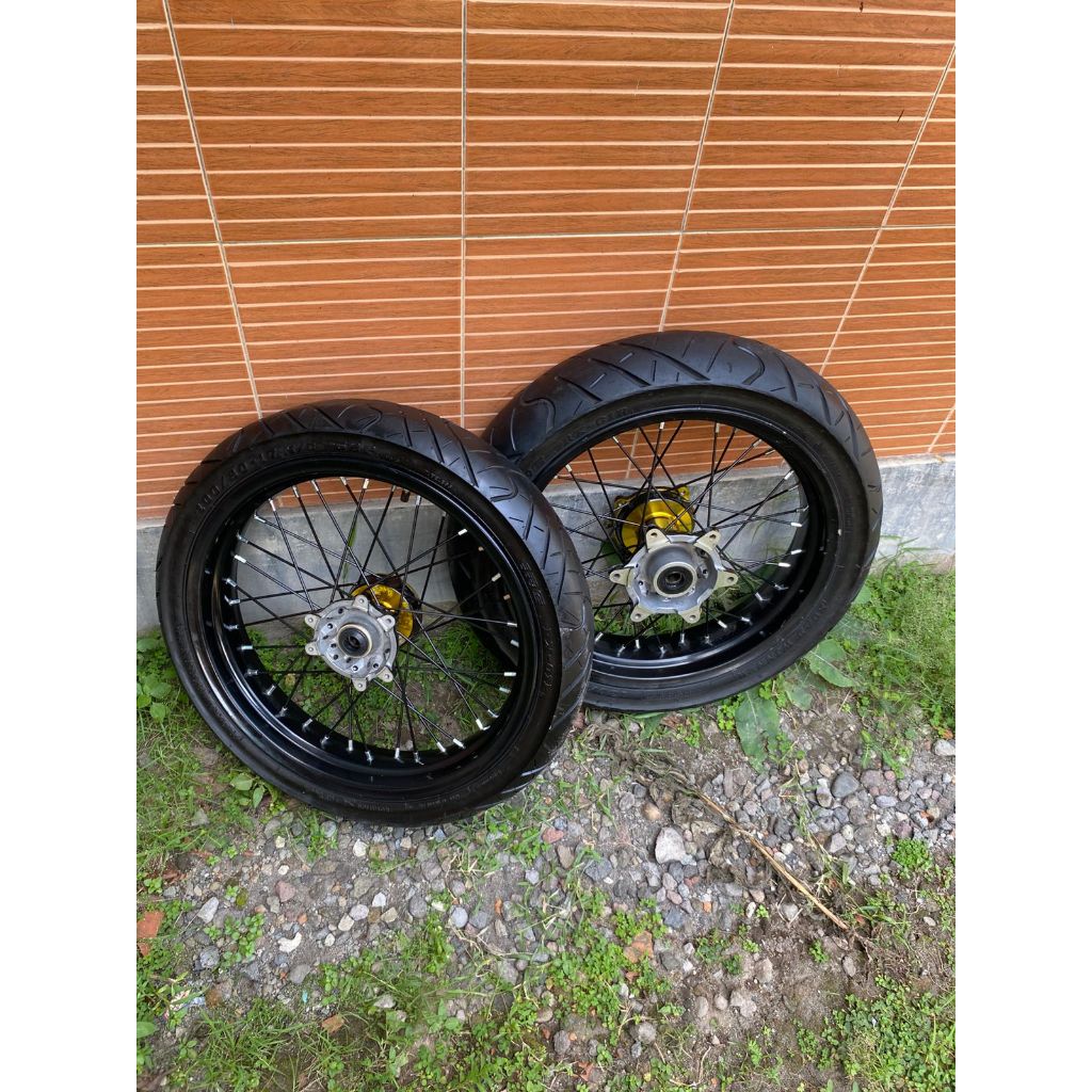 Wheelset Supermoto CRF Bekas Ring 17 Ukur Velg 300/350 Murah