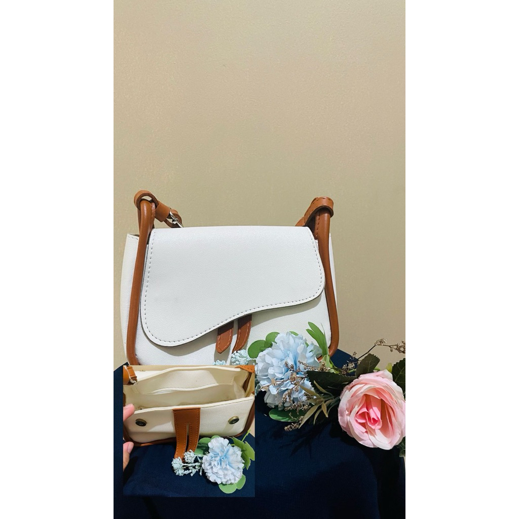 Tas Selempang Wanita Elegan Two Tone Putih Cokelat
