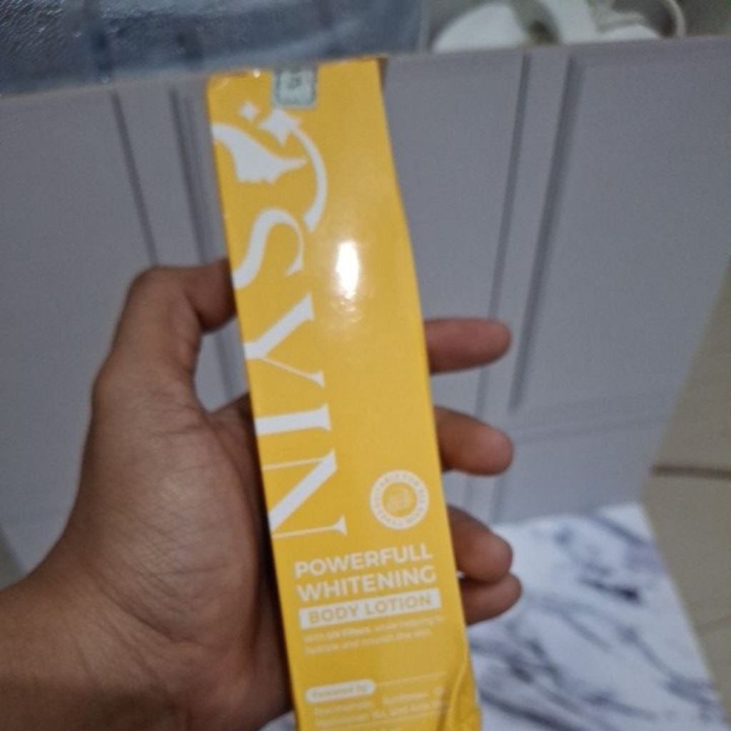 Osyin glow body lotion