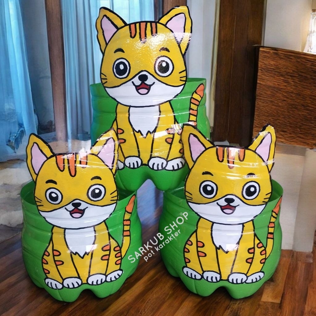 Pot Bunga Karakter Kucing Lucu Dari Galon Li Mineral 15 Liter
