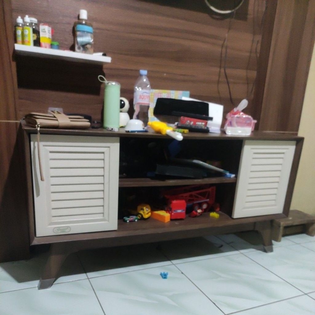 lemari jati bekas second