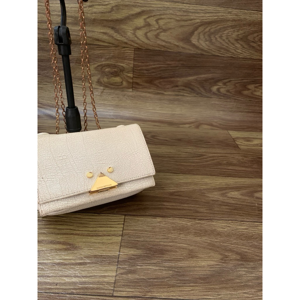 Tas EMPORIO ARMANI Branded Leather Sling Hand Bag