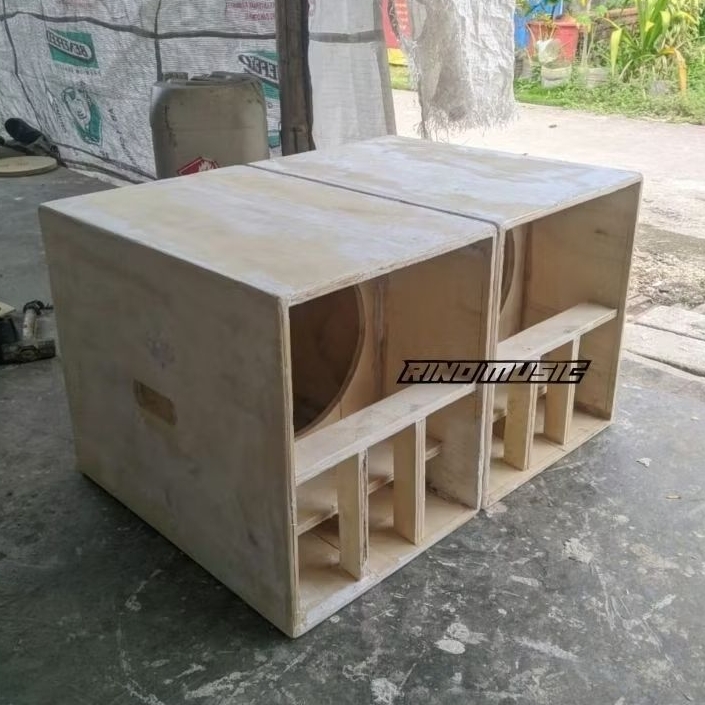 BOX DYNACORD 15INCH SINGLE - Box Speaker 15 inch Dynacord Bahan 18 Mili