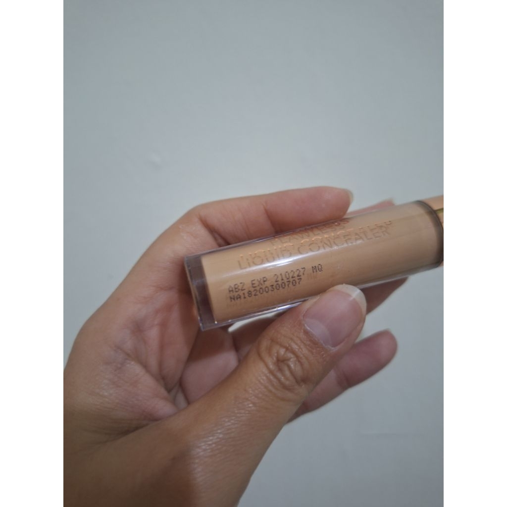 Esqa Concealer