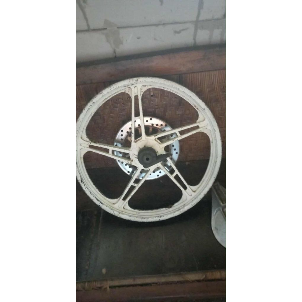 VELG DEPAN YAMAHA JUPITER MX