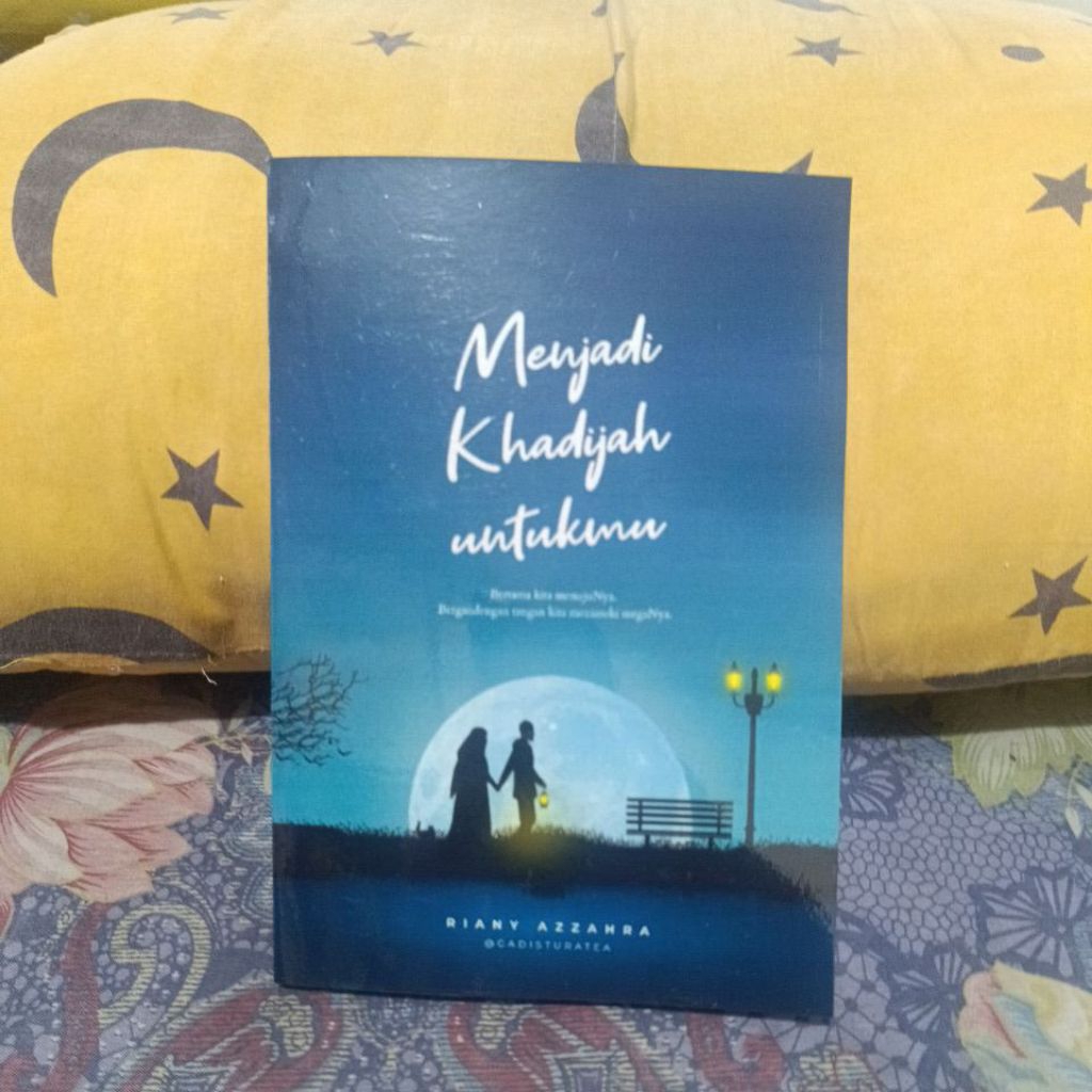 Judul Buku Menjadi Khadijah untukmu Best seller