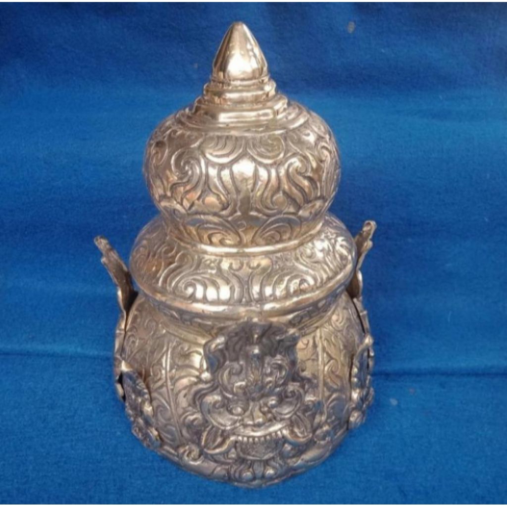 Mahkota Raja Kuningan Asli Besar