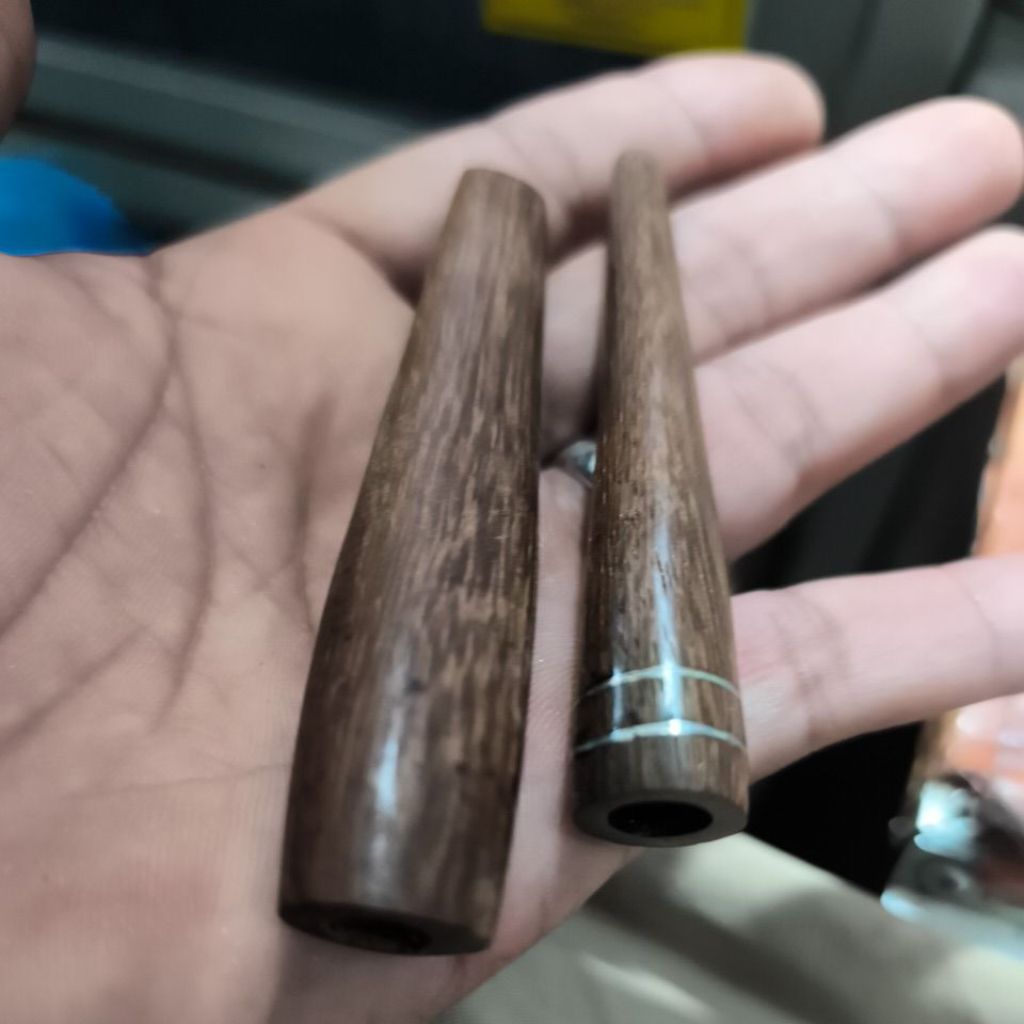 once pipa roko kayu ulin khas kalimantan