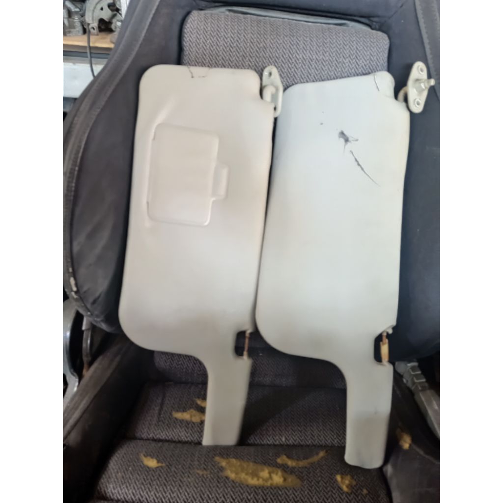 Sunvisor mitsubishi Lancer CK 4