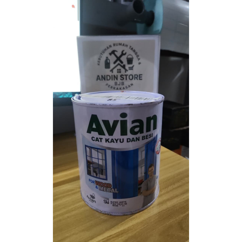 Cat Avian Putih 0,9 Liter ±1kg
