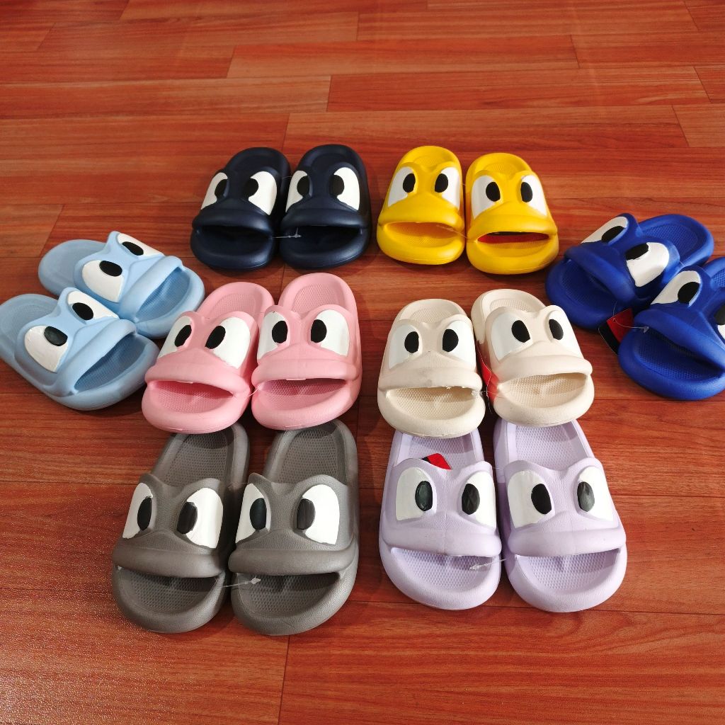 SENDAL ANAK KARAKTER DONALD BEBEK LUCU KEKINIAN