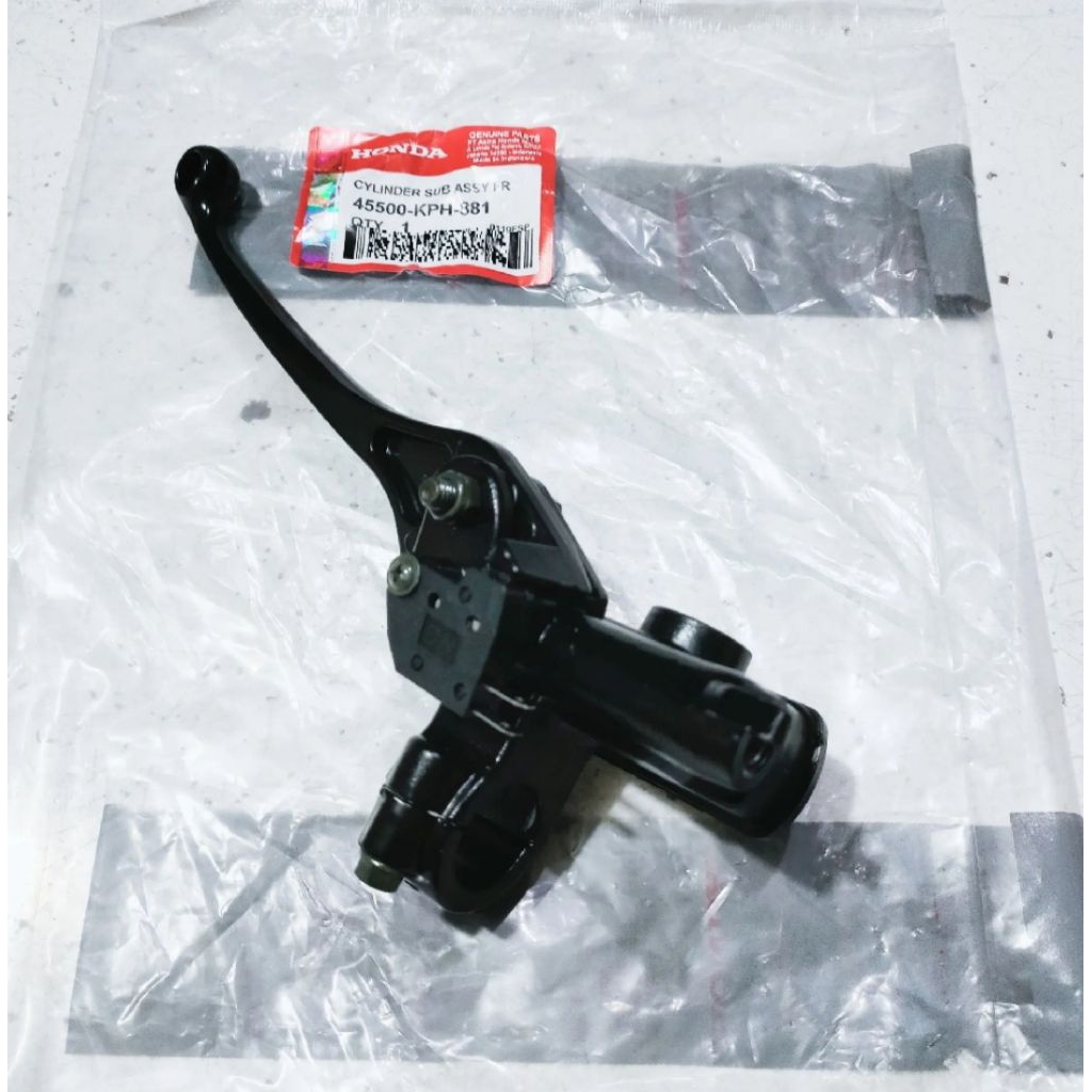 Master Rem atas Honda karisma Supra Fit New Master Rem Depan Atas Komplit Honda Supra Fit New / Khar