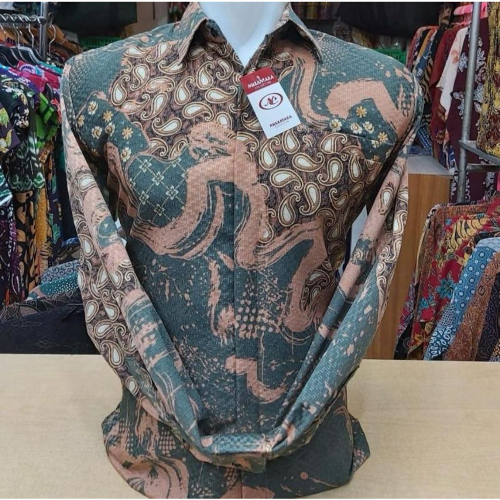 Kemeja Batik Hijau Coklat – Gaya Klasik dan Elegan dengan Motif Paisley yang Memikat  BATIK SERAT TE