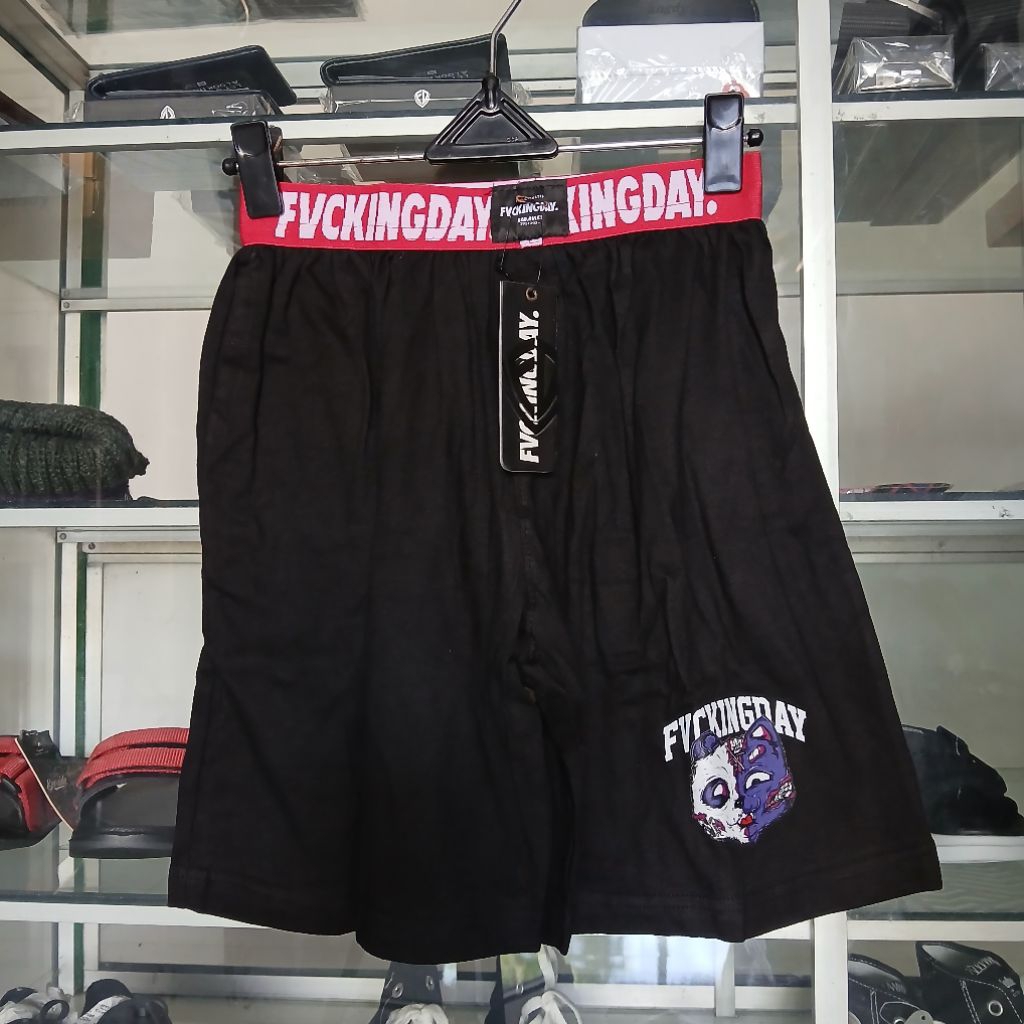Fvckingday | Boxer Celana Pendek Kolor Hitam Catpan