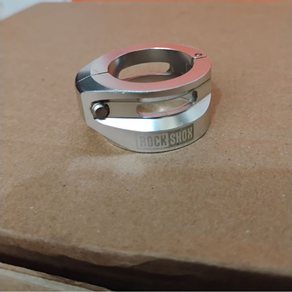 Stoper Clamp Dropper Post Rockshox Reverb Collar Seatpost Sepeda