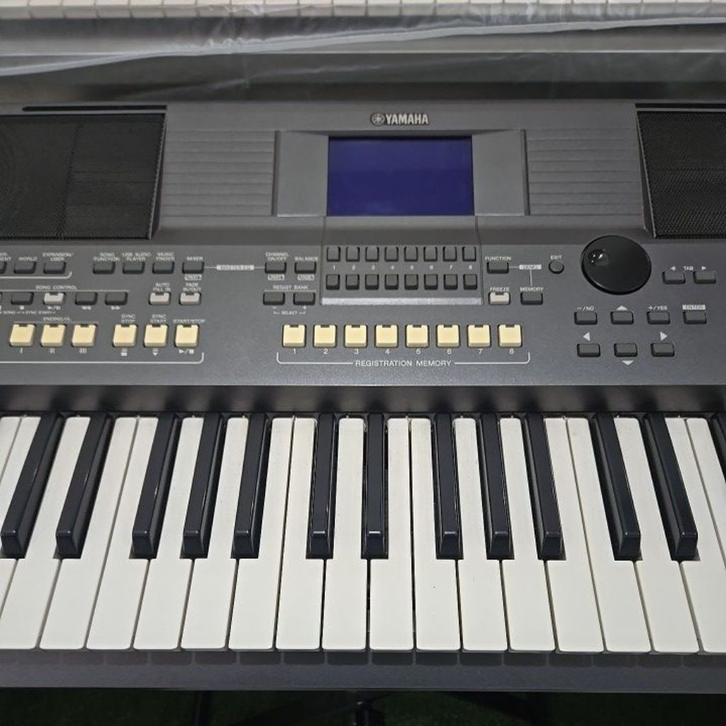 Yamaha PSR S670 Keyboard Organ Tunggal Second Like New Istimewa Mulus Rumahan