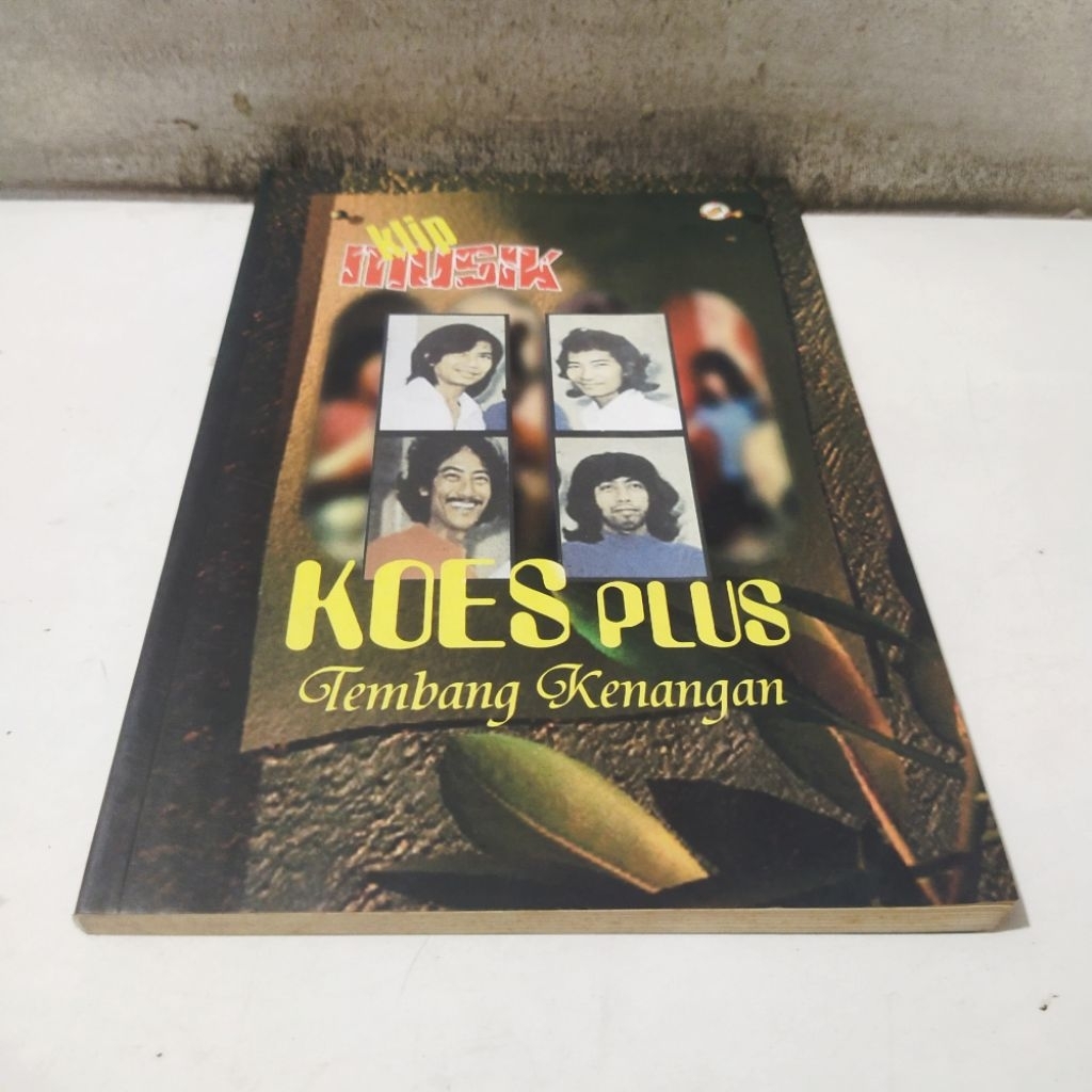 Buku Obral Super Murah - Buku Koes Plus Tembang Kenangan