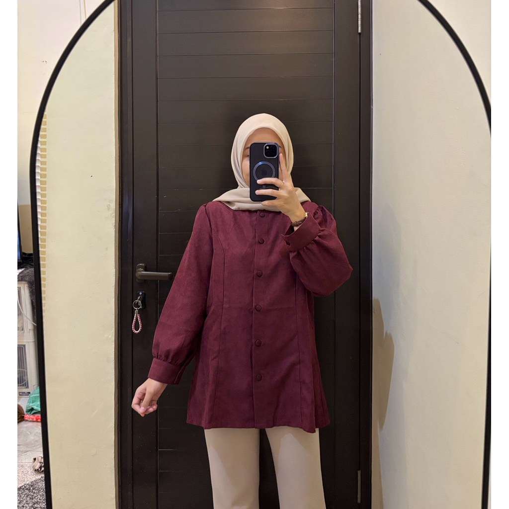 [Alessia] Isyara Blouse