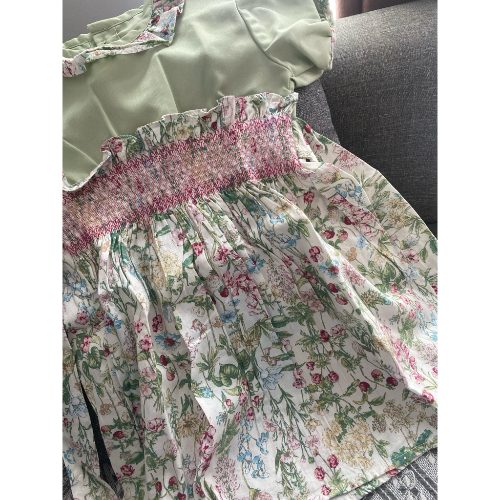 preloved smocked dress strawberry flowers 1-2t handsmocked dress not naluri for little ones