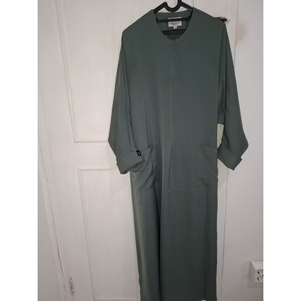 Abaya Aishmadina