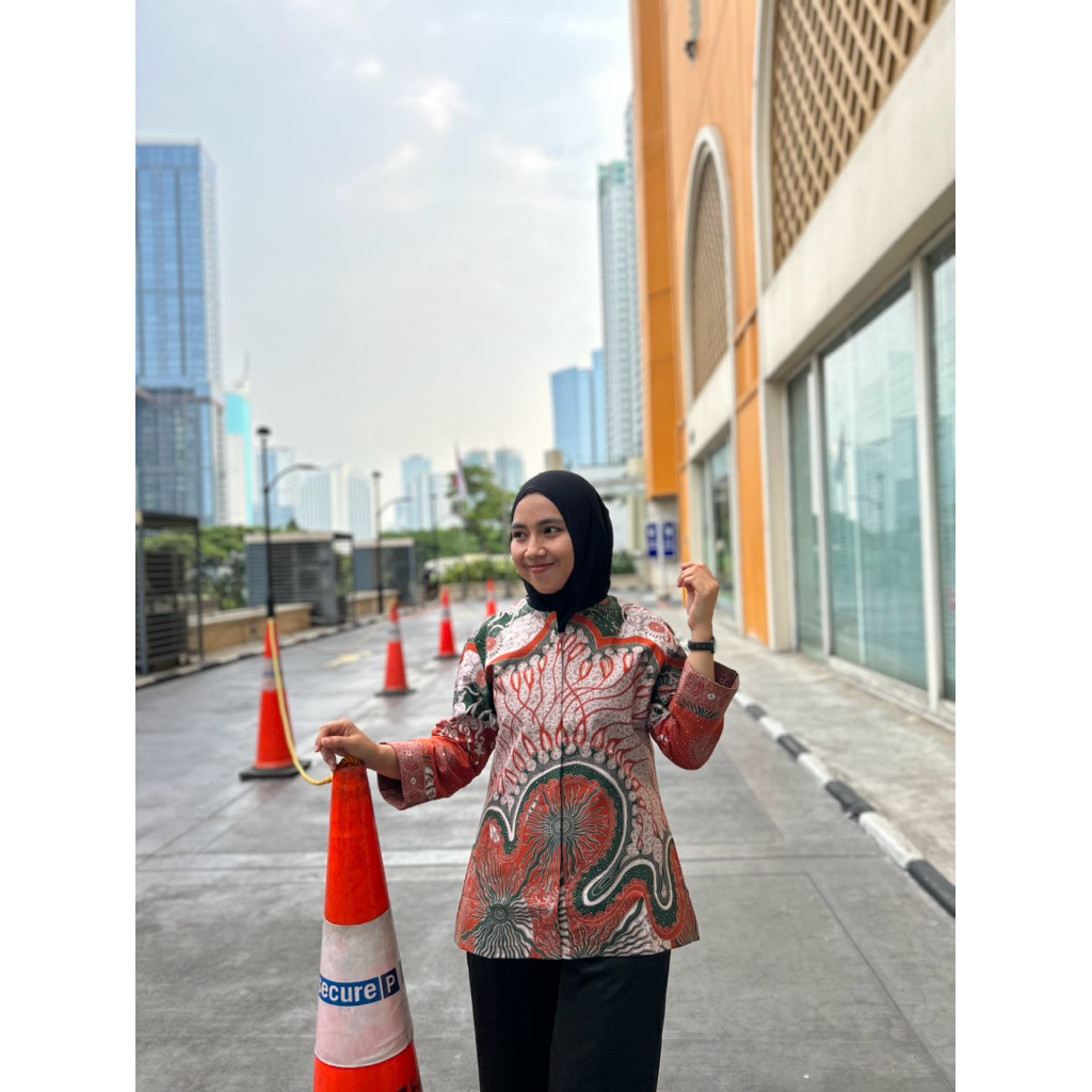 URSULA BATIK - BLOUSE BATIK (CAP SOLO)