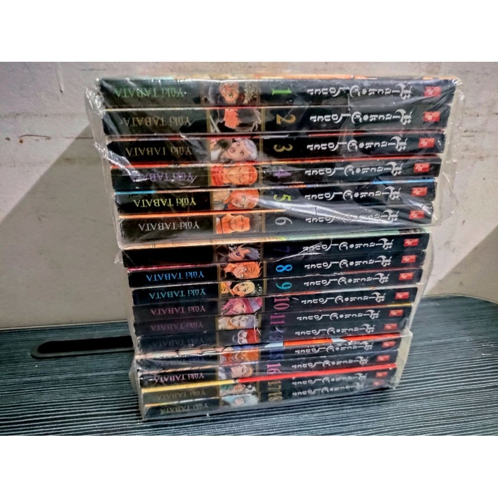 Komik Black Clover Vol. 1-18 (SET)