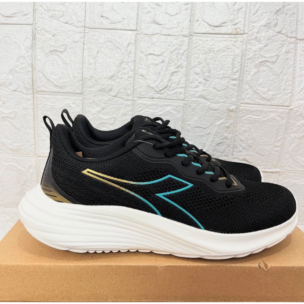 SEPATU DIADORA PRIA DIADORA MINERVA BLACK SNEAKER SPORTY RUNNING COD ORIGINAL