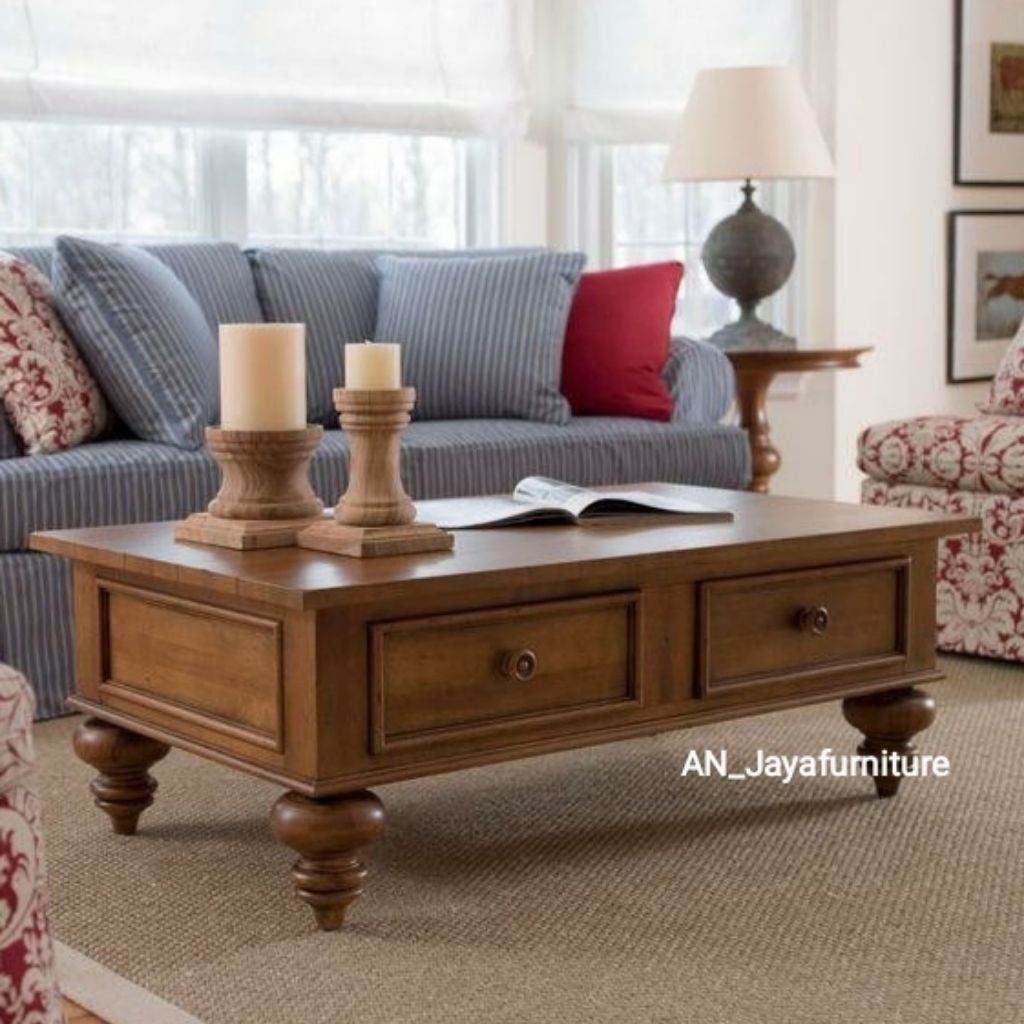 Meja tamu kayu jati bergaya klasik Meja tamu model antik terbaru