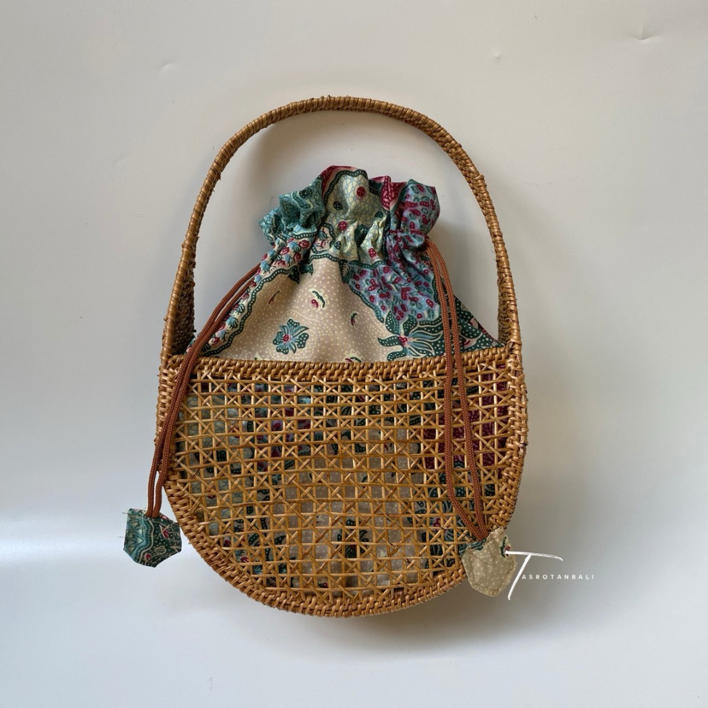 TAS ROTAN BALI | TAS JINJING | TAS WANITA | TAS PESTA | TAS UNIK | TAS KLASIK | RATTAN BAGS | TAS AT