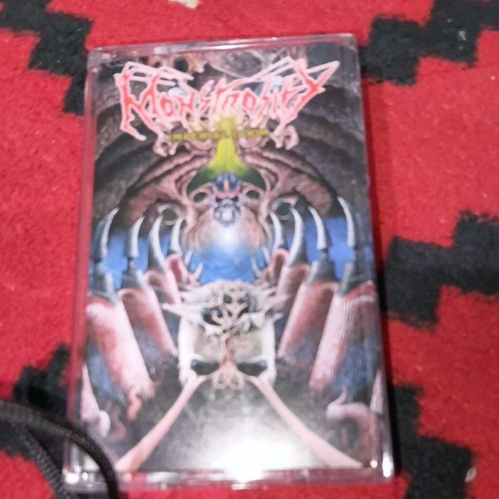 Kaset Pita Monstrosity imperial doom