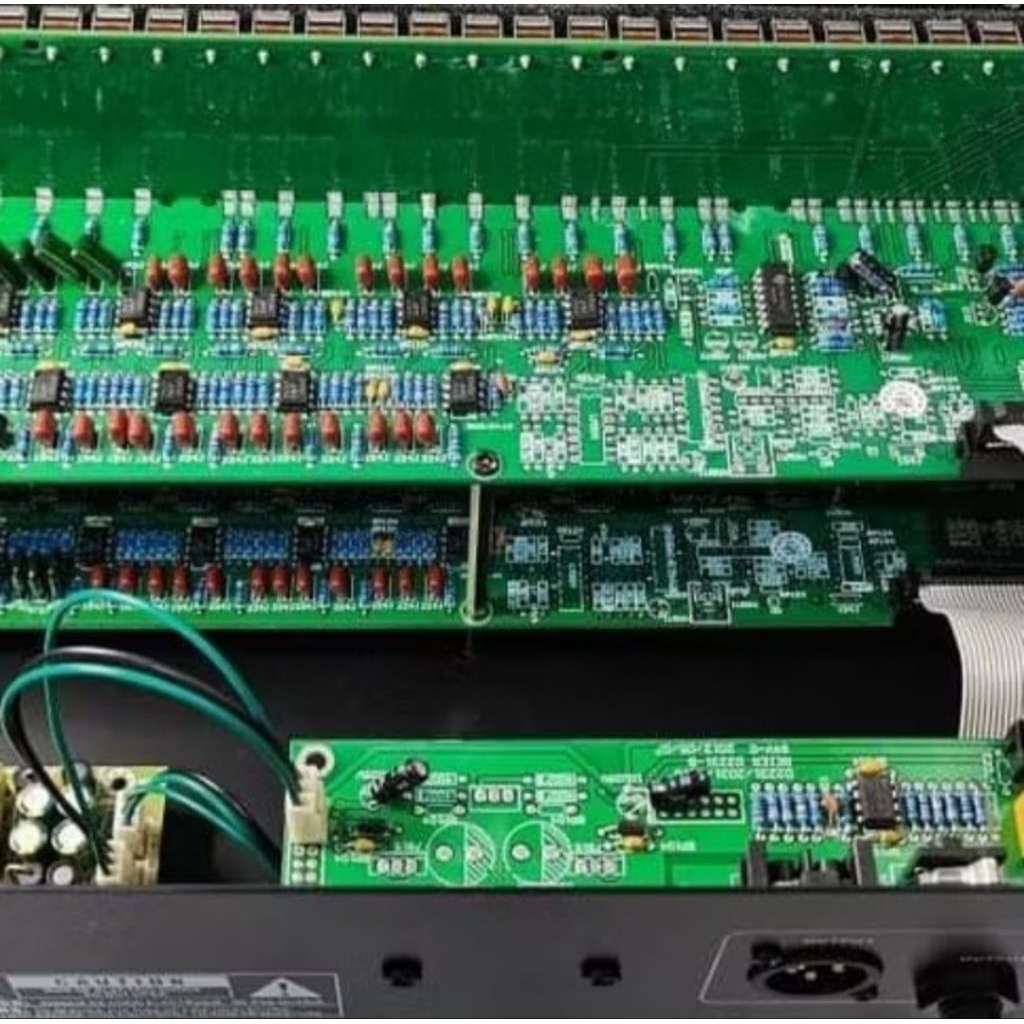 Equalizer dbx 2231 macro oryginal full MACRO sound system