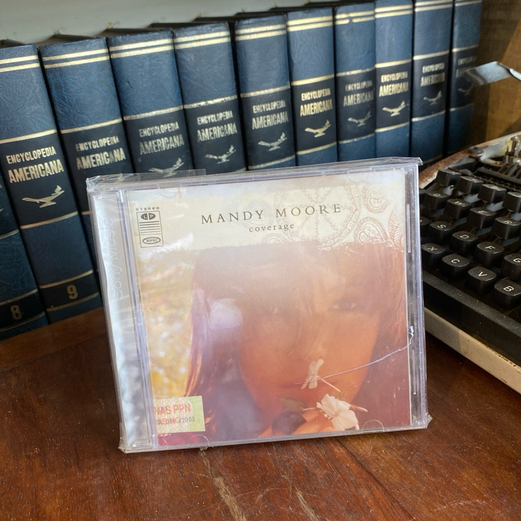 CD ORIGINAL MANDY MOORE - COVERAGE