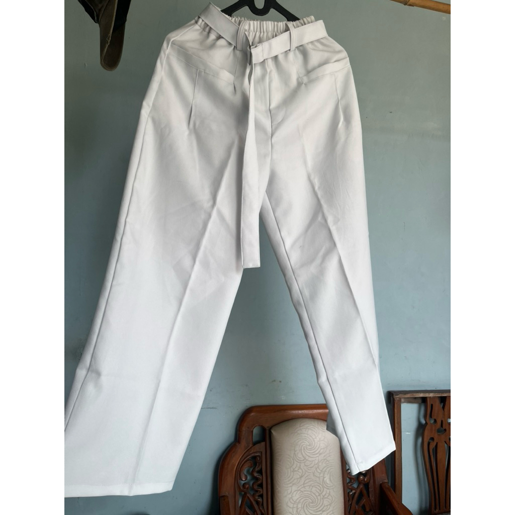preloved auzura obi pants (white)