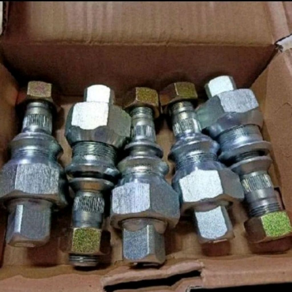 Baut Roda Canter Turbo Double PS120 Original.