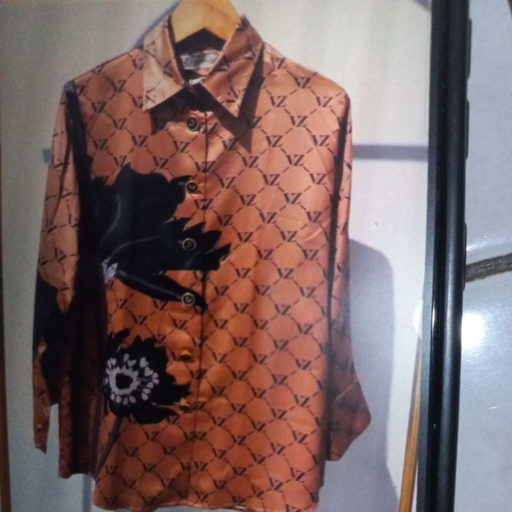 vz blouse preloved