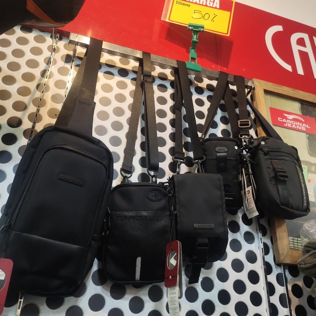 TAS SELEMPANG CARDINAL PRIA