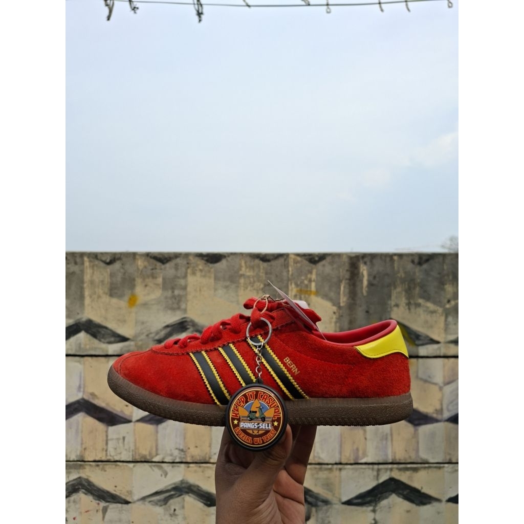 Adidas Bern Red