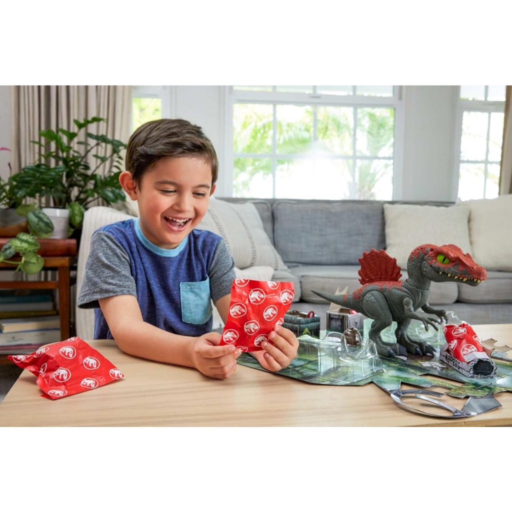 Mattel Jurassic World Crushivores Mini Dinosaur Figure & Accessories