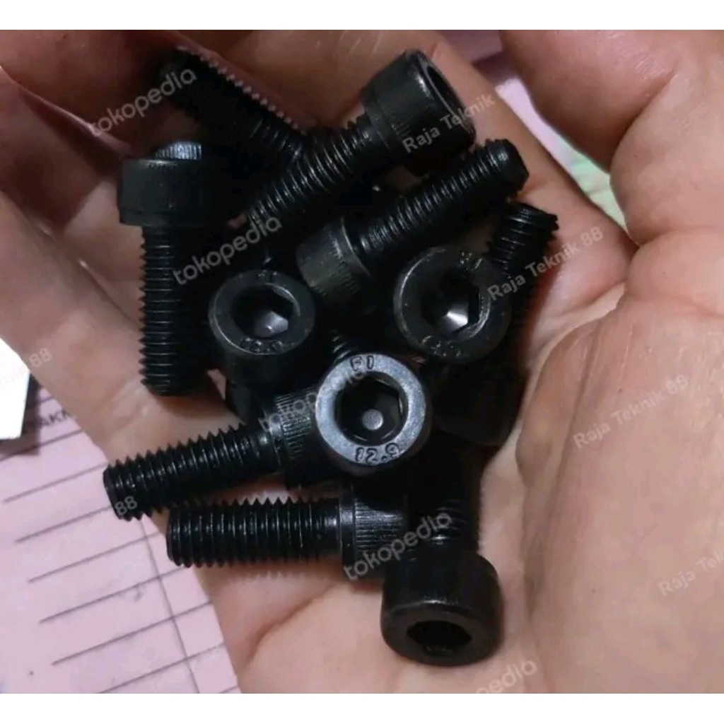 baut L baja M8x20 12.9 Kualitas Bagus/Baut L m8 x 20 baut L 8x20 baja / baut L baja M8 x 20 mm 12.9 