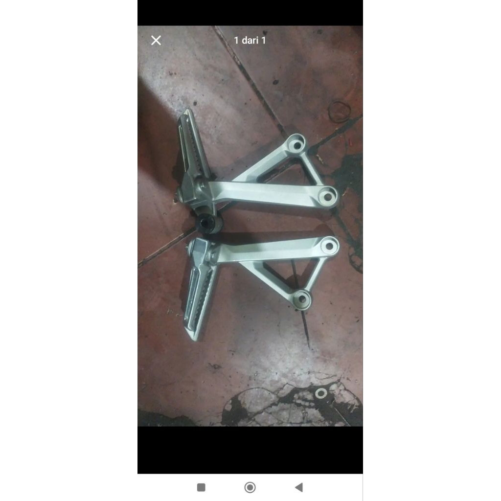 footstep belakang k15 cb150r v4 original