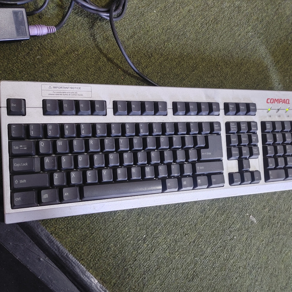 Keyboard jadul PS2 COMPAQ